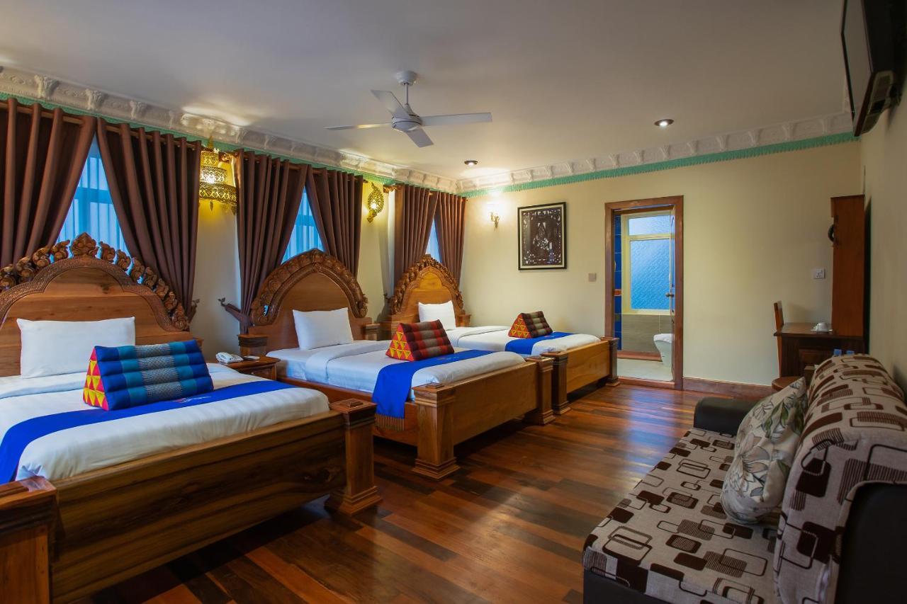 Okay Palace Hotel Phnom Penh Exterior photo