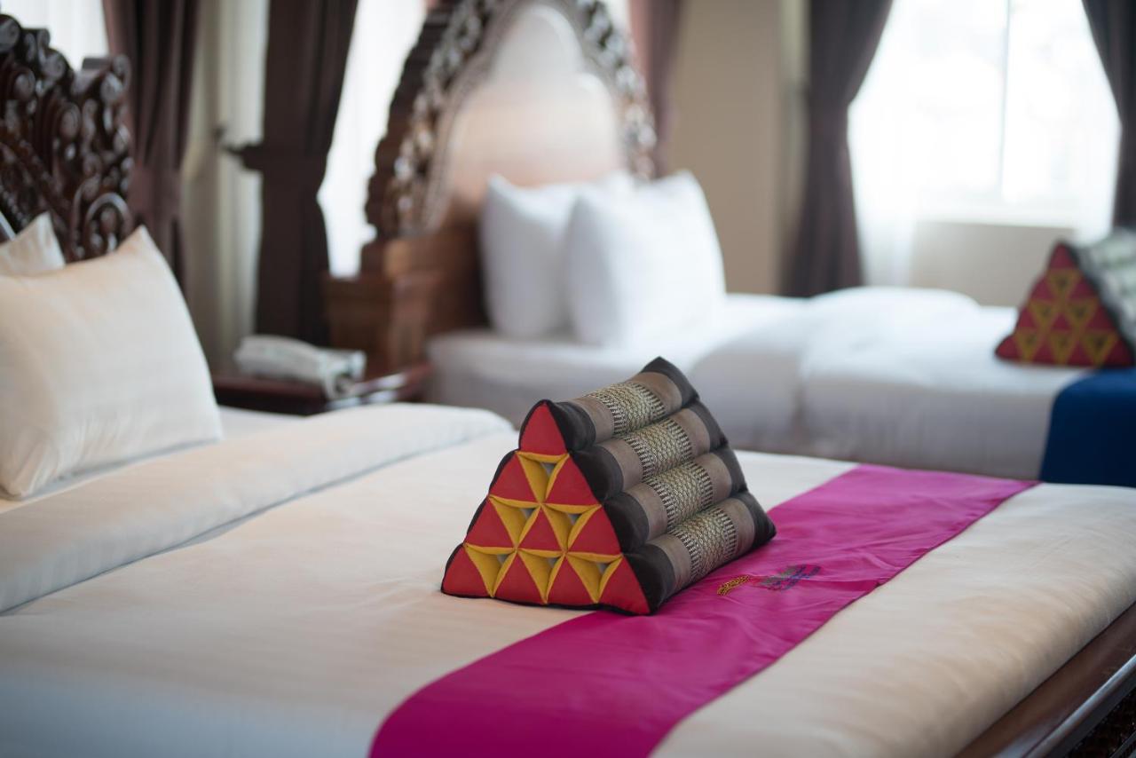 Okay Palace Hotel Phnom Penh Exterior photo