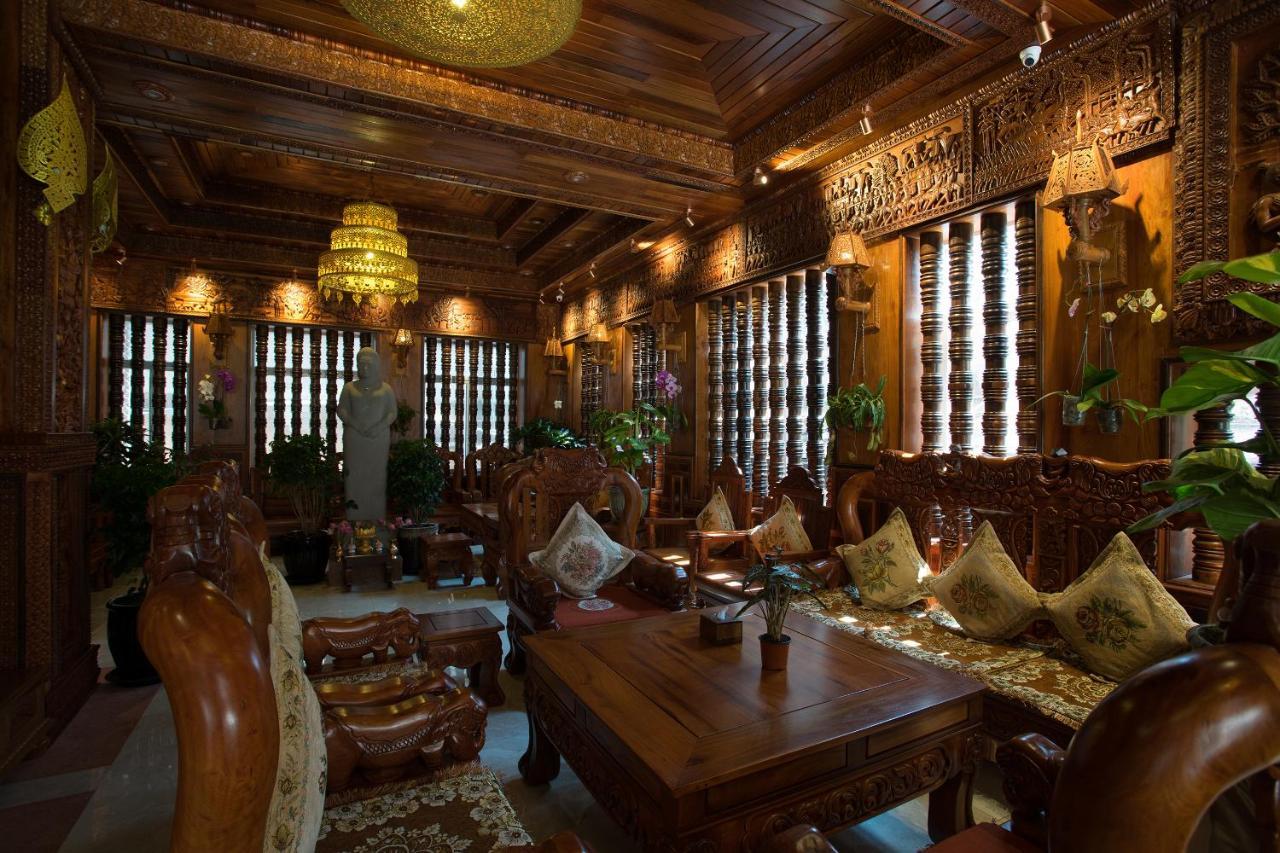 Okay Palace Hotel Phnom Penh Exterior photo