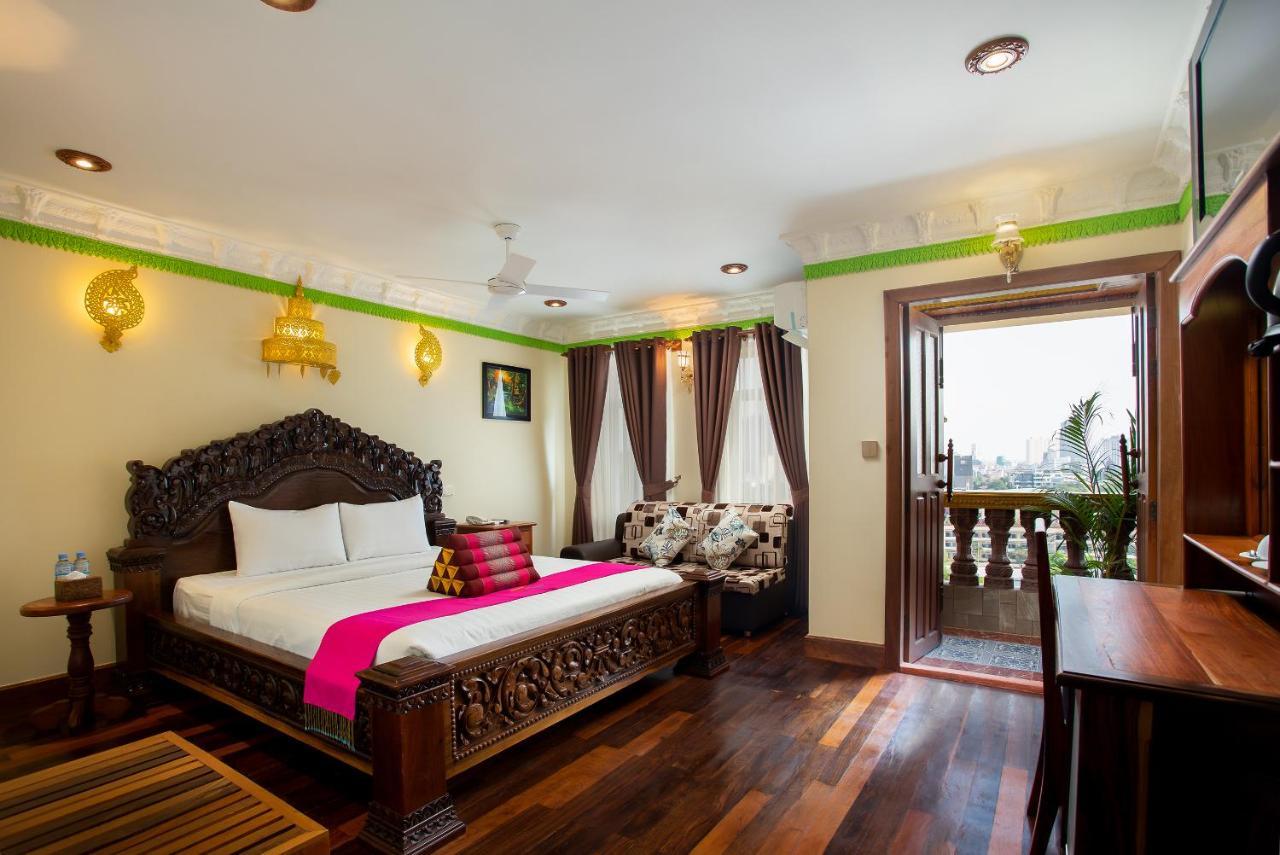 Okay Palace Hotel Phnom Penh Exterior photo