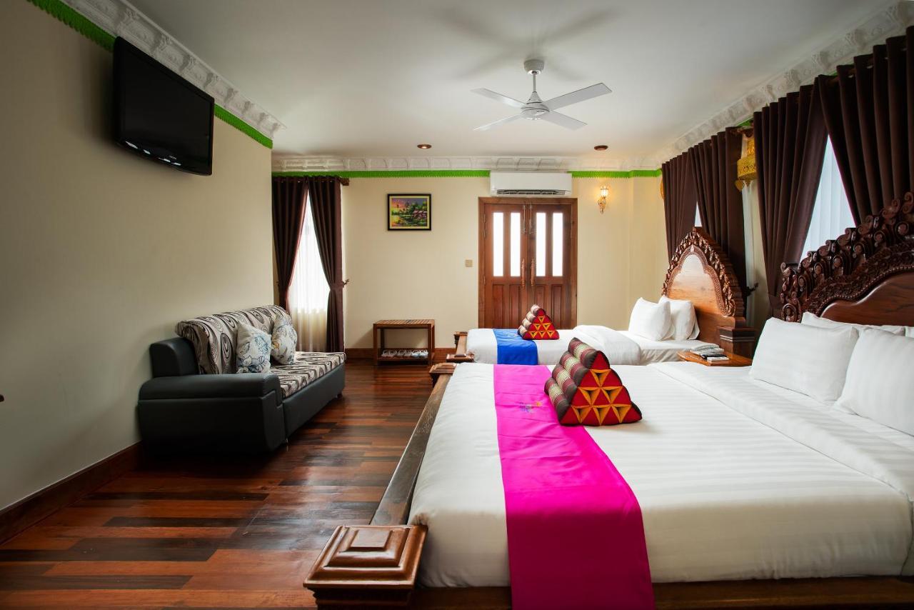 Okay Palace Hotel Phnom Penh Exterior photo