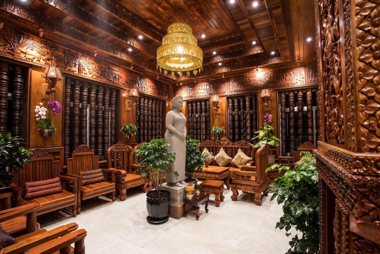 Okay Palace Hotel Phnom Penh Exterior photo