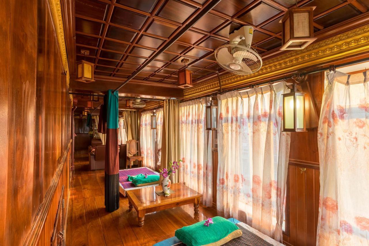 Okay Palace Hotel Phnom Penh Exterior photo